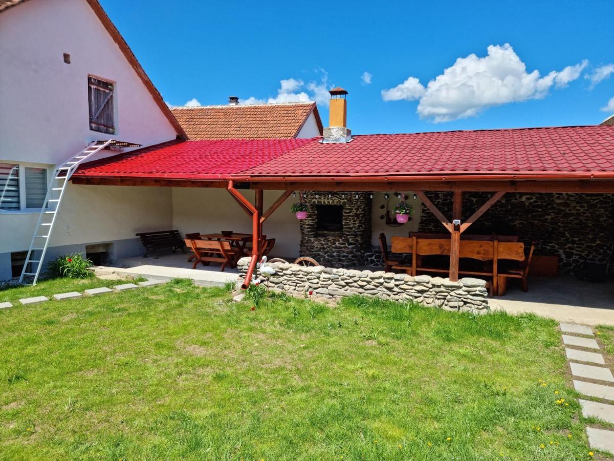 ポルンバク・デ・スス Casa Pavelヴィラ エクステリア 写真